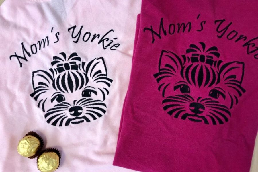 Yorkie майките ще разхождат четириногите си деца с тениски – made by US